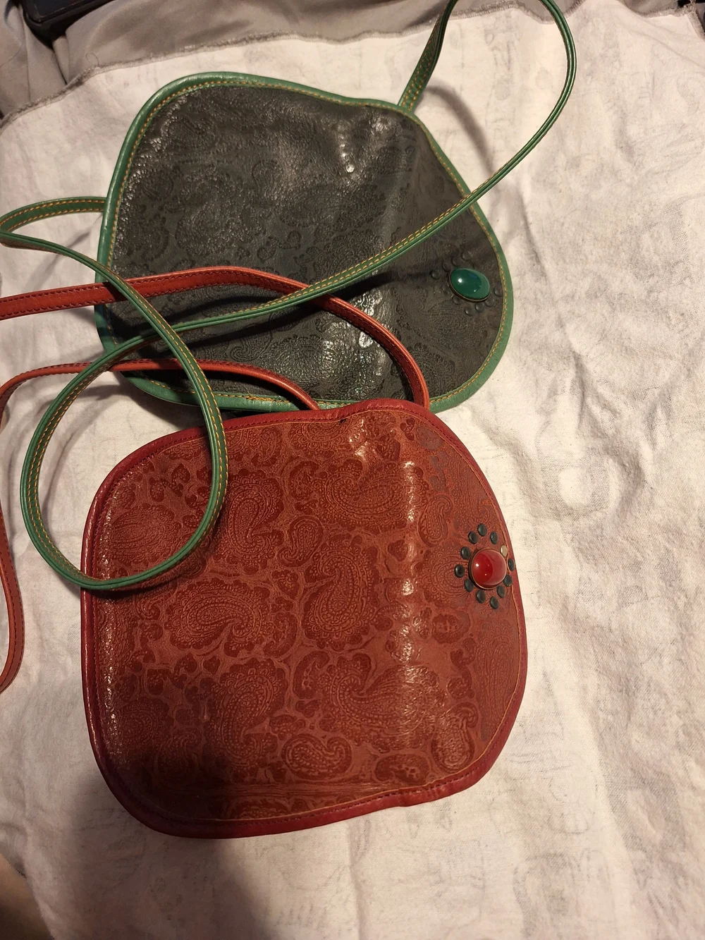 VINTAG CUL DE SAC Leather Drawstring Cosmetic Pouch in Tan with Green Trim
